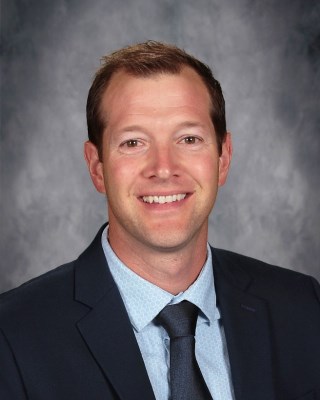 Justin Bonne, Principal